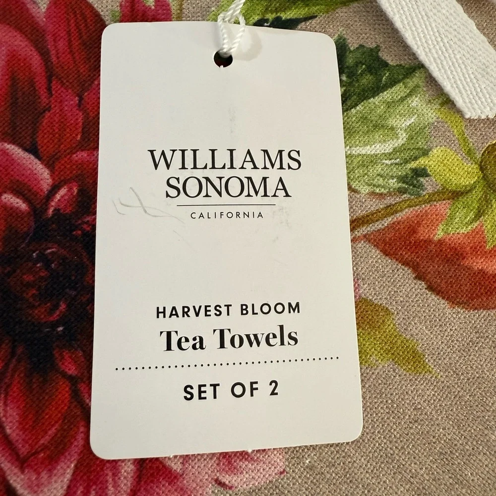 Williams Sonoma Harvest Bloom Towels Set of 2